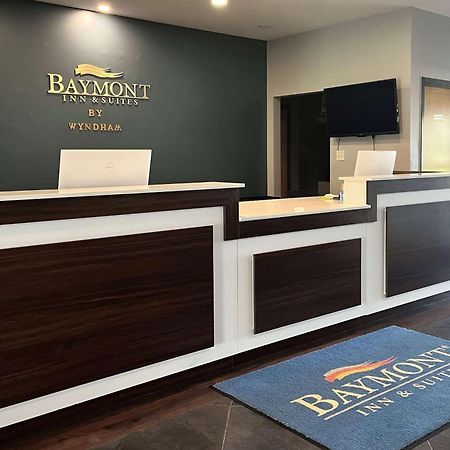 Hotel Baymont By Wyndham Indianapolis Northeast Esterno foto