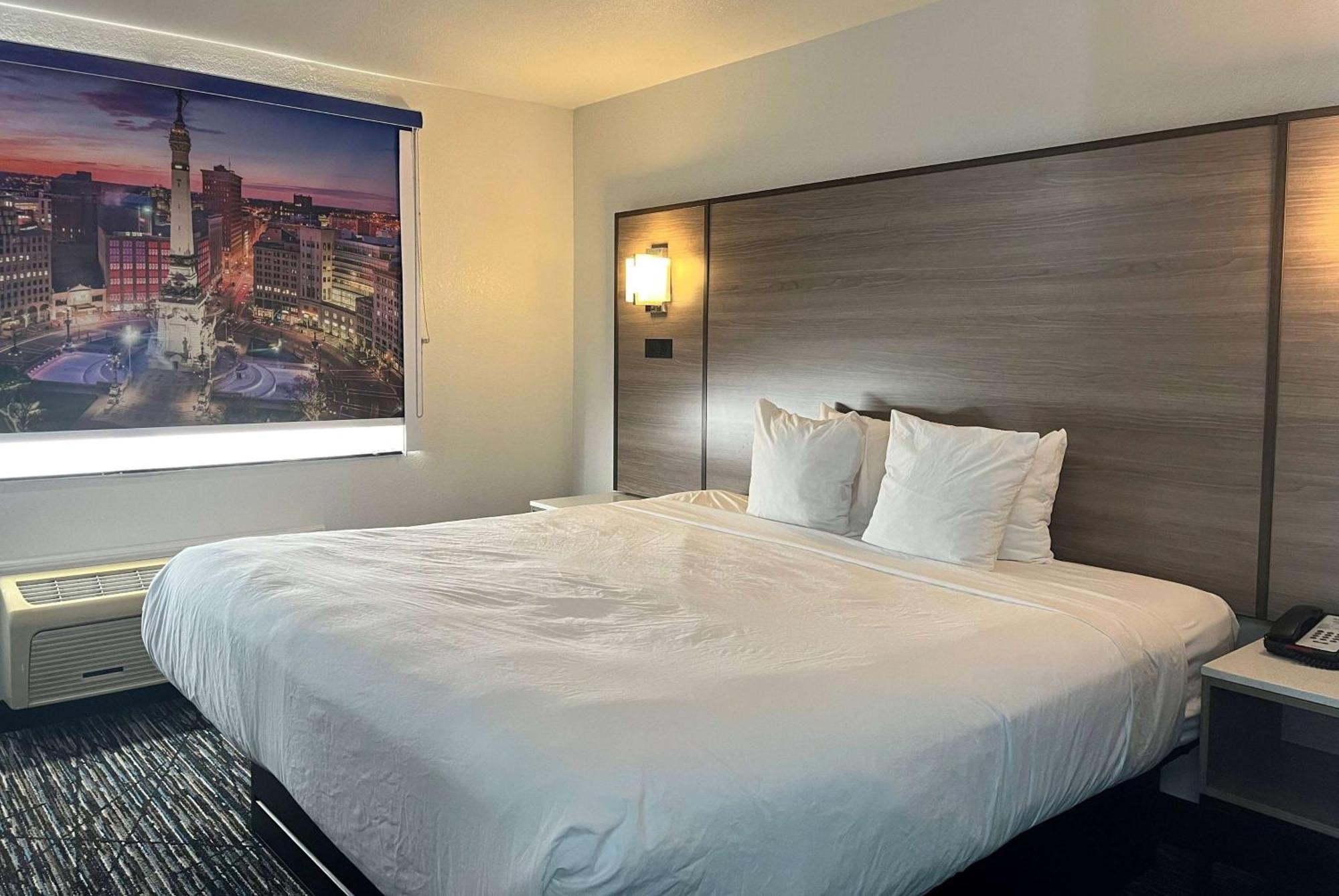 Hotel Baymont By Wyndham Indianapolis Northeast Esterno foto