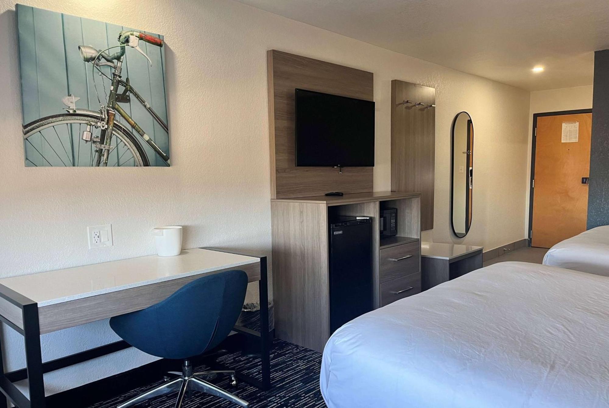 Hotel Baymont By Wyndham Indianapolis Northeast Esterno foto